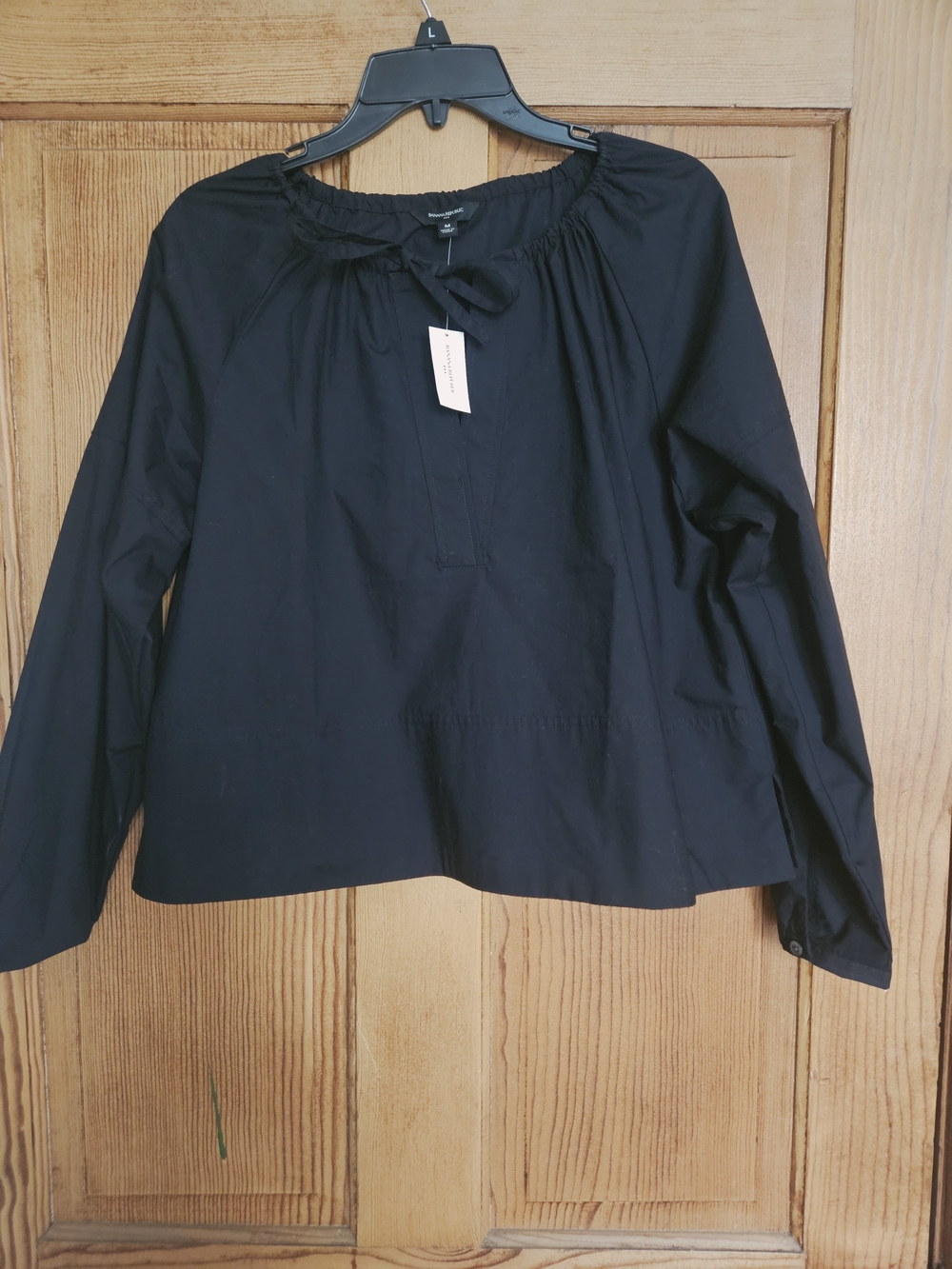 NWT Banana Republic Black Long-Sleeve Peasant Blouse